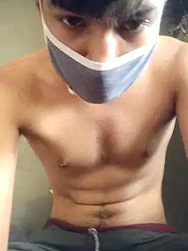 Snapshot of use_19 chatting on 18, 11, 2025 use 19 online show from 18, 11, 2025