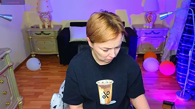 Snapshot of Viola_Rayden chatting on 16, 11, 2025 Viola Rayden online show from 16, 11, 2025