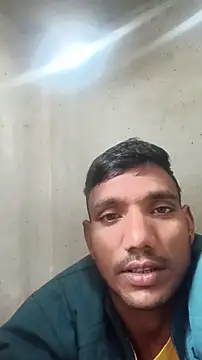 Snapshot of BiggerDickGuy chatting on 19, 12, 2025 BiggerDickGuy online show from 19, 12, 2025