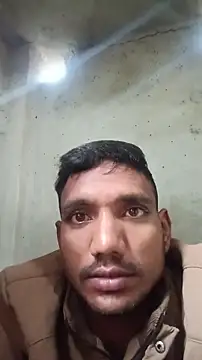 Snapshot of BiggerDickGuy chatting on 23, 12, 2025 BiggerDickGuy online show from 23, 12, 2025