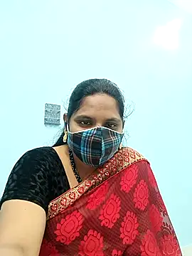 Snapshot of kajal-kajal1 chatting on 3, 11, 2025 kajal-kajal1 online show from 3, 11, 2025