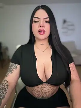 dulcemarianh  online show from 13, 6, 2026