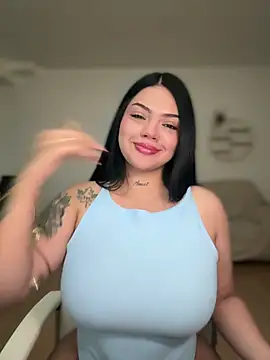 dulcemarianh  online show from 2, 7, 2026