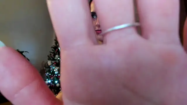 JacquelineHex online show from 1, 12, 2025