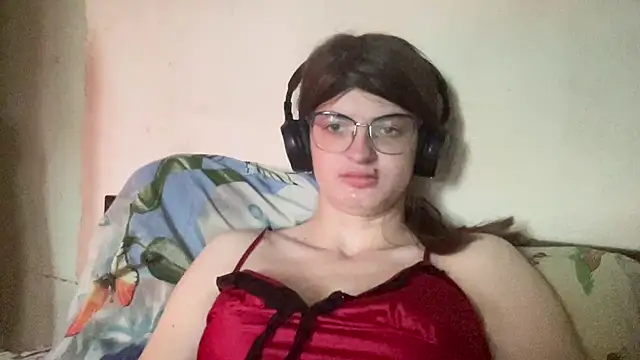 Snapshot of NikaXZimax chatting on 21, 10, 2025 NikaXZimax online show from 21, 10, 2025