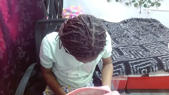 Melani ebony online show from 22, 4, 2026