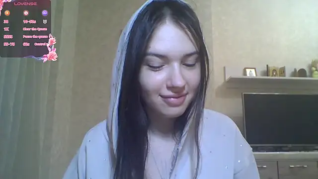 Snapshot of CeyaLier chatting on 8, 6, 2026 CeyaLier online show from 8, 6, 2026