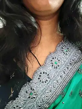 Snapshot of Janu-hasena chatting on 21, 10, 2025 Janu-hasena online show from 21, 10, 2025