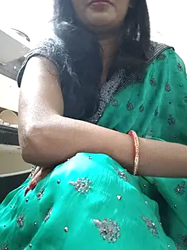 Snapshot of Janu-hasena chatting on 13, 11, 2025 Janu-hasena online show from 13, 11, 2025