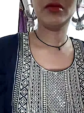 Snapshot of Janu-hasena chatting on 18, 11, 2025 Janu-hasena online show from 18, 11, 2025