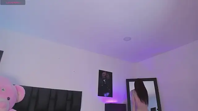 SaradaParker online show from 20, 4, 2026