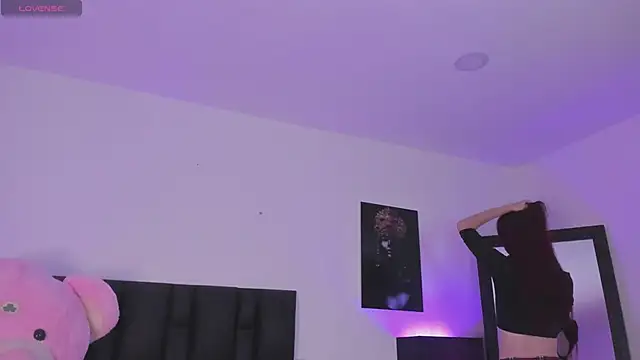 SaradaParker online show from 21, 4, 2026