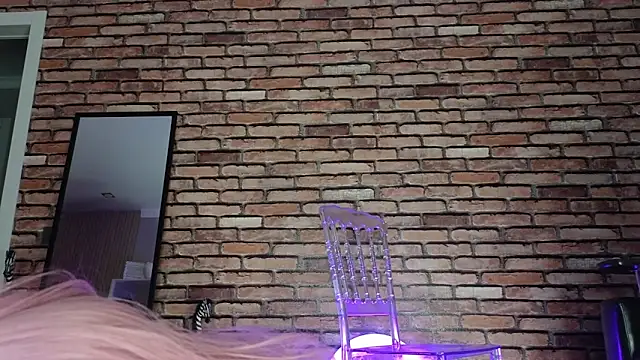 Snapshot of saya_li1 chatting on 24, 10, 2025 saya li1 online show from 24, 10, 2025