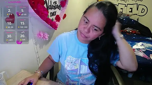 Miss  kendra  online show from 9, 4, 2026