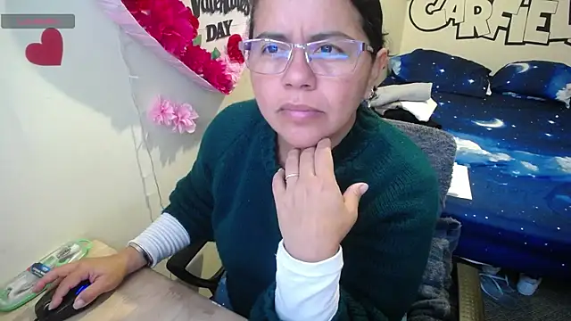 Miss  kendra  online show from 20, 4, 2026