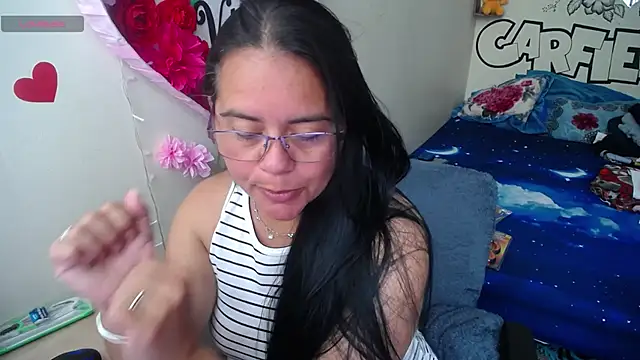 Miss  kendra  online show from 26, 4, 2026