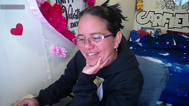 Miss  kendra  online show from 5, 5, 2026