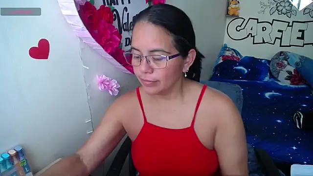 Miss  kendra  online show from 9, 5, 2026