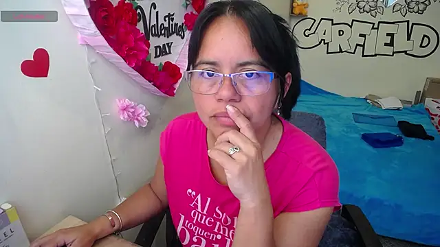 Miss  kendra  online show from 18, 5, 2026
