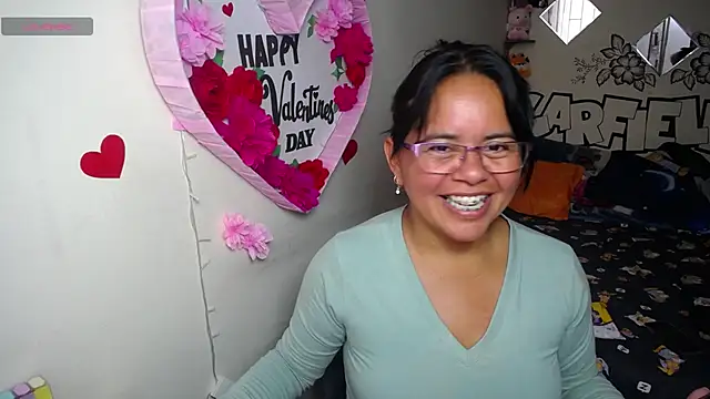 Miss  kendra  online show from 25, 5, 2026
