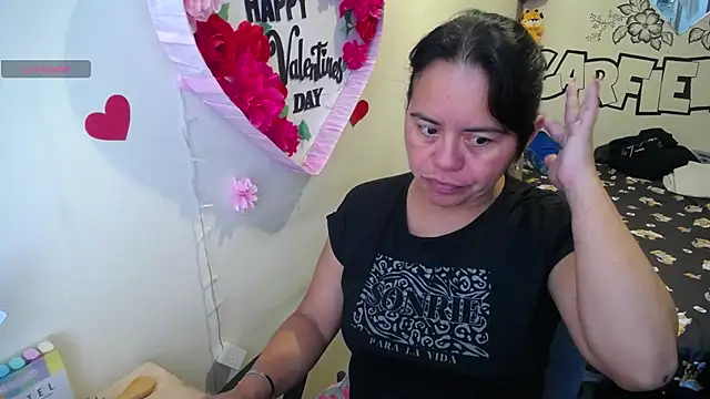 Miss  kendra  online show from 1, 7, 2026