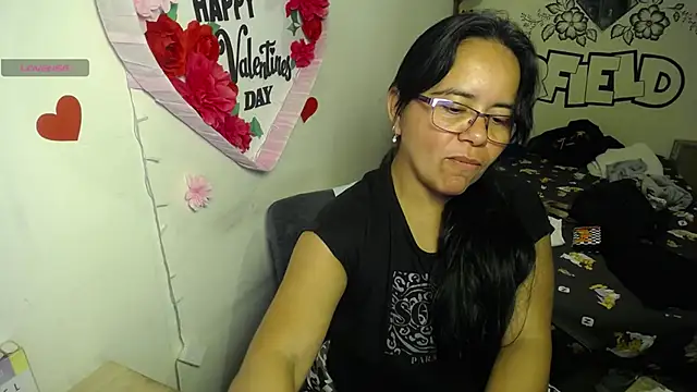 Miss  kendra  online show from 2, 7, 2026