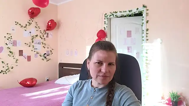 Snapshot of Mirabelle_Velvet chatting on 9, 3, 2026 Mirabelle Velvet online show from 9, 3, 2026