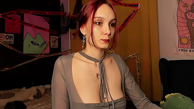 Snapshot of Aurisinst chatting on 21, 10, 2025 Aurisinst online show from 21, 10, 2025