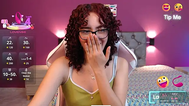 Dulcee Gaby online show from 5, 4, 2026