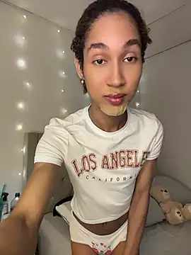 Chloe Celeste online show from 4, 8, 2026