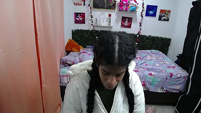 thianahorny online show from 16, 4, 2026