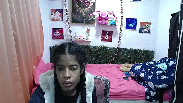 thianahorny online show from 27, 4, 2026