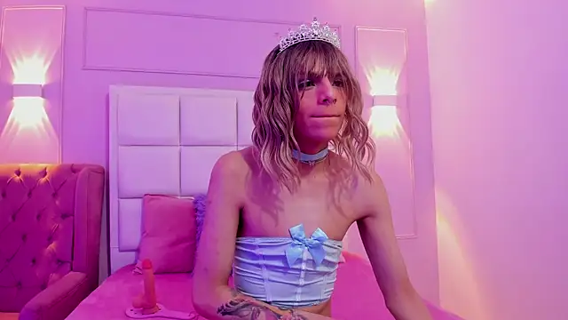 Baby Lannie online show from 19, 10, 2025