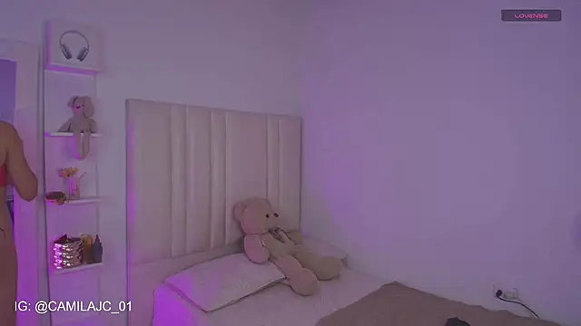 KIMMIE 01 online show from 28, 2, 2026