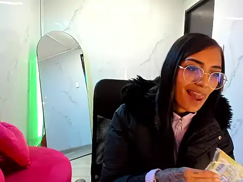 KarlaSlutSkinny   online show from 17, 10, 2025