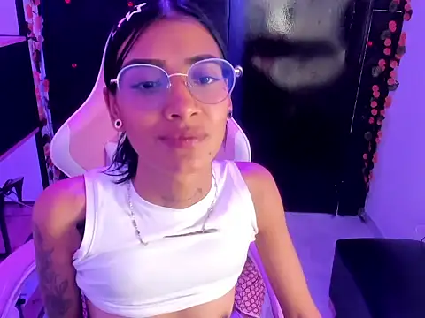 KarlaSlutSkinny   online show from 22, 2, 2026