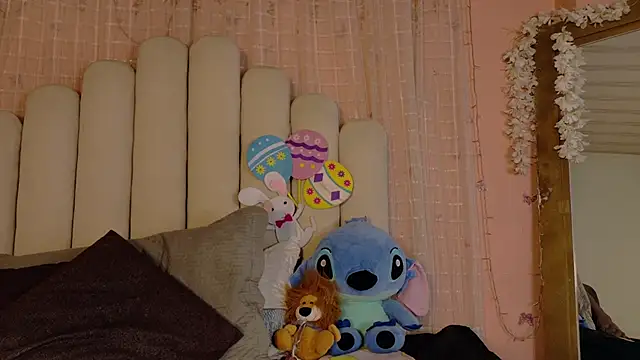 SweetRenata  online show from 24, 4, 2026