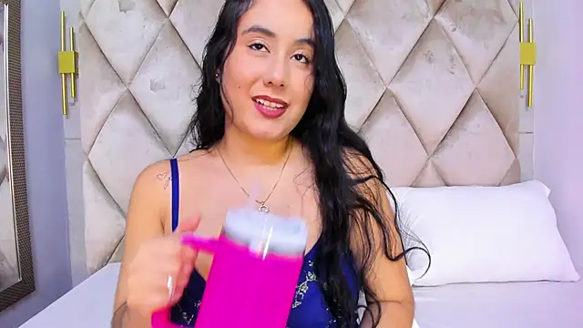 GabyParker  online show from 18, 4, 2026