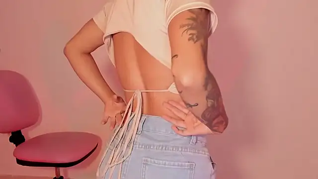 Ashleyroys 111 online show from 16, 10, 2025