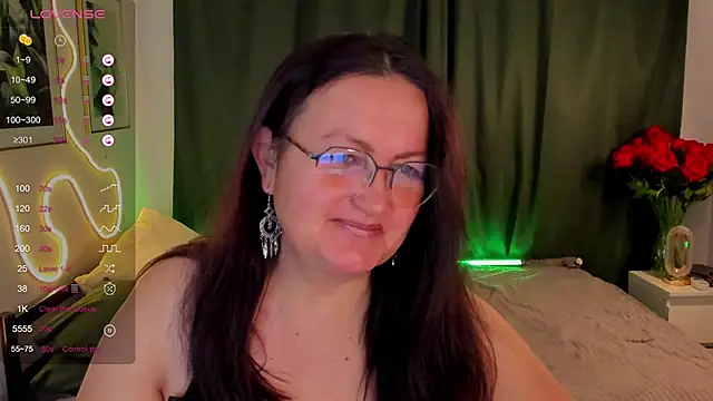 hottyannaa online show from 2, 12, 2025