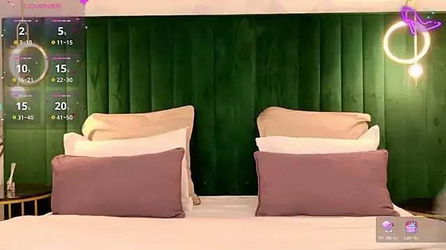 ClaireMathis online show from 14, 1, 2026