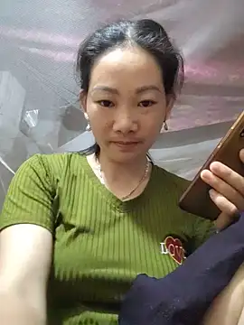 Snapshot of gio-thu chatting on 27, 5, 2026 gio-thu online show from 27, 5, 2026