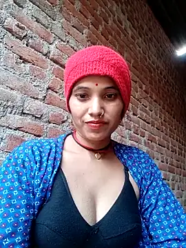 Snapshot of Cuty_tanya chatting on 4, 12, 2025 Cuty tanya online show from 4, 12, 2025