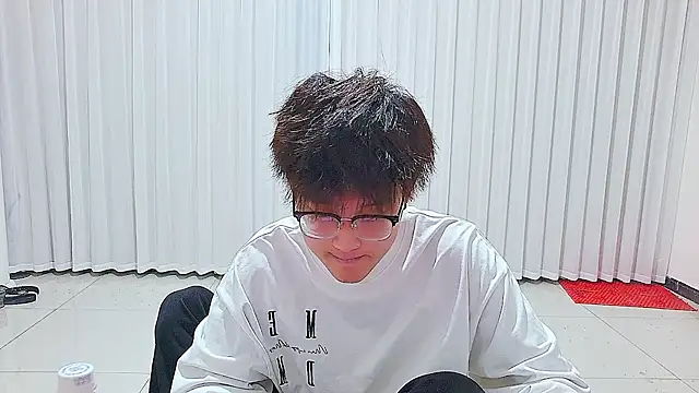 KK-cuteboy online show from 29, 7, 2026