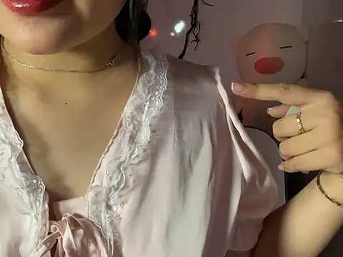 Snapshot of BeChinh_Lee chatting on 22, 5, 2026 BeChinh Lee online show from 22, 5, 2026