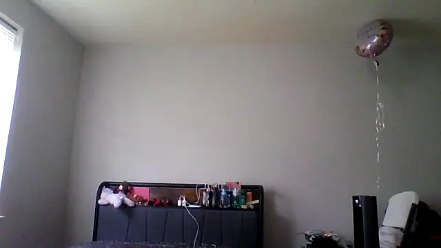 Snapshot of dezzidavill chatting on 17, 5, 2026 dezzidavill online show from 17, 5, 2026