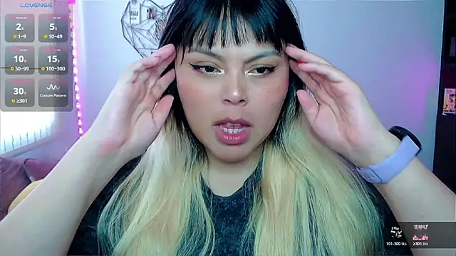 EllieMoonX online show from 24, 4, 2026