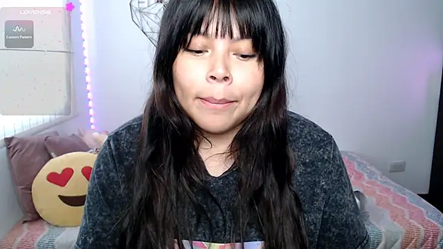 EllieMoonX online show from 24, 6, 2026