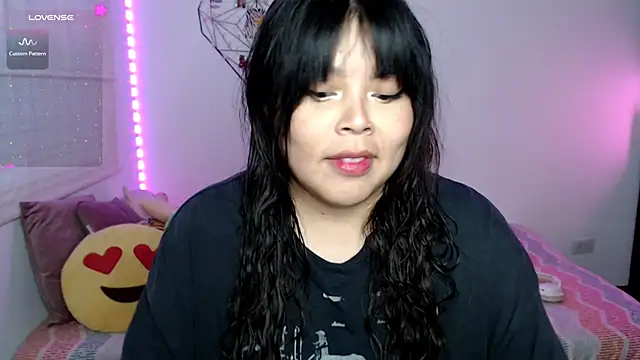 EllieMoonX online show from 17, 7, 2026