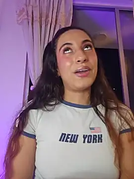 Meganthomson online show from 28, 4, 2026